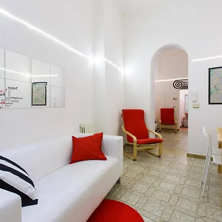Spanish Steps White Studio